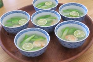 海老とアスパラのスープ01