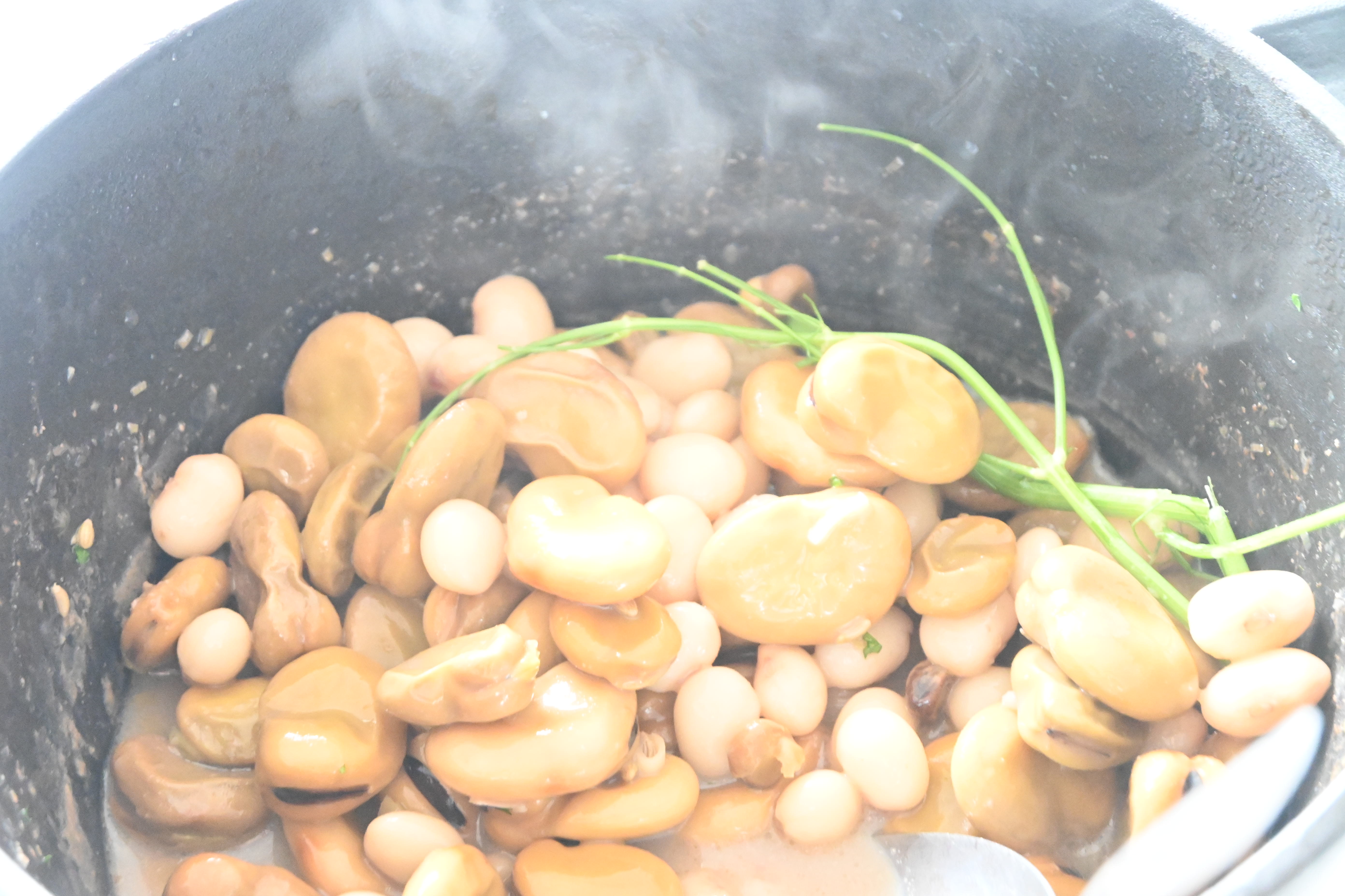 豆の蒸し煮1